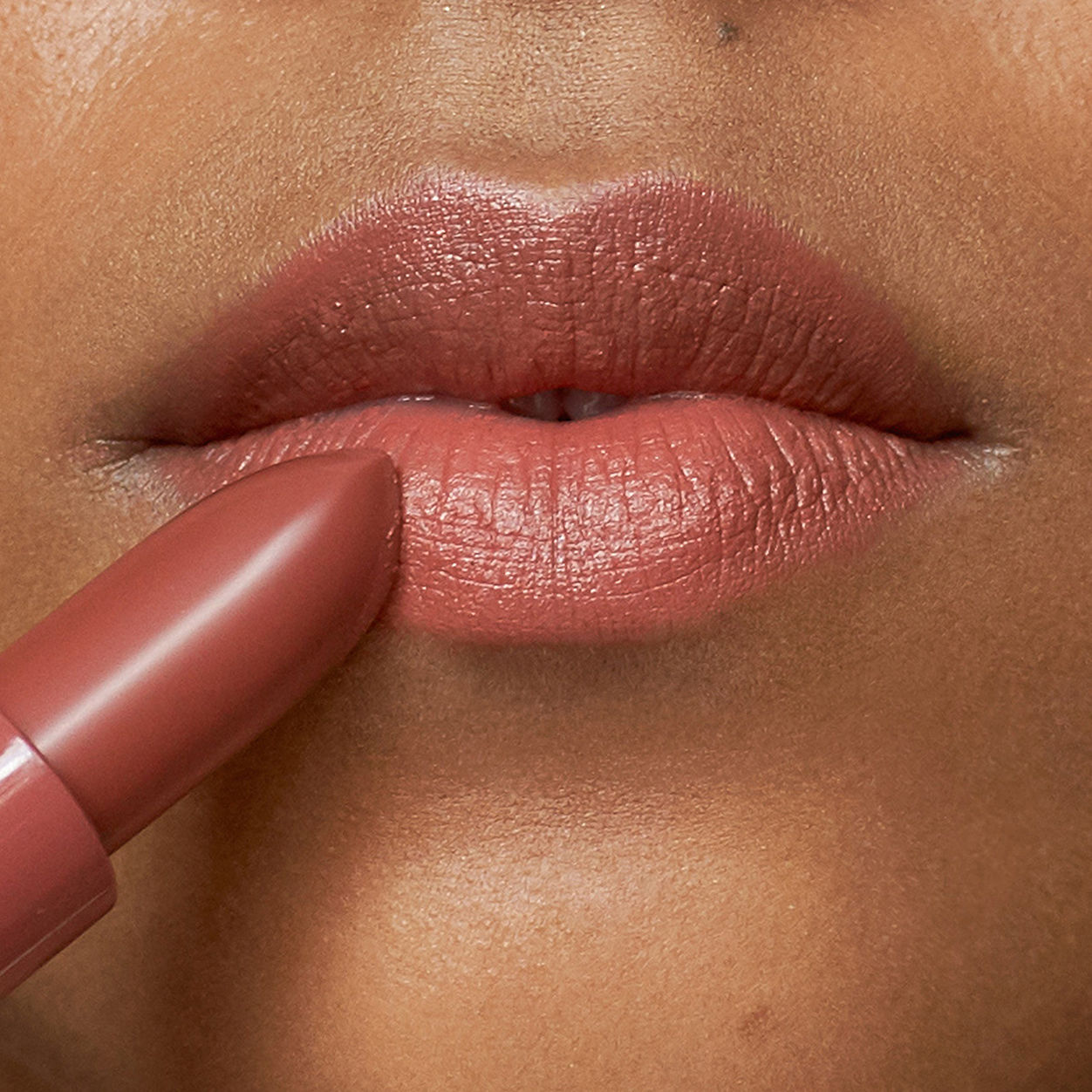 Model image of Bobbi Brown Crushed Lip Color variant: Bare