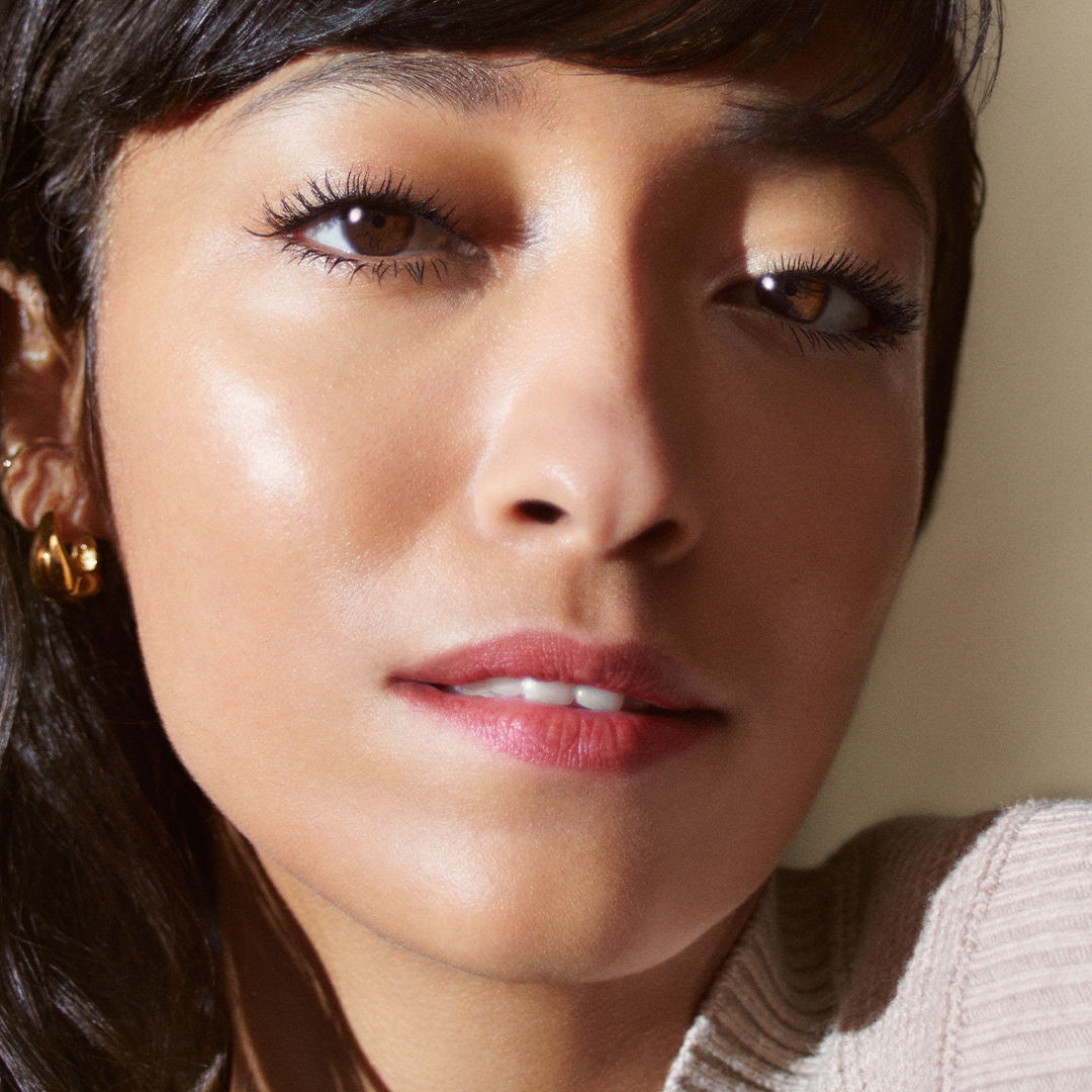 Model image of Kjaer Weis Im-Possible Mascara variant: Black