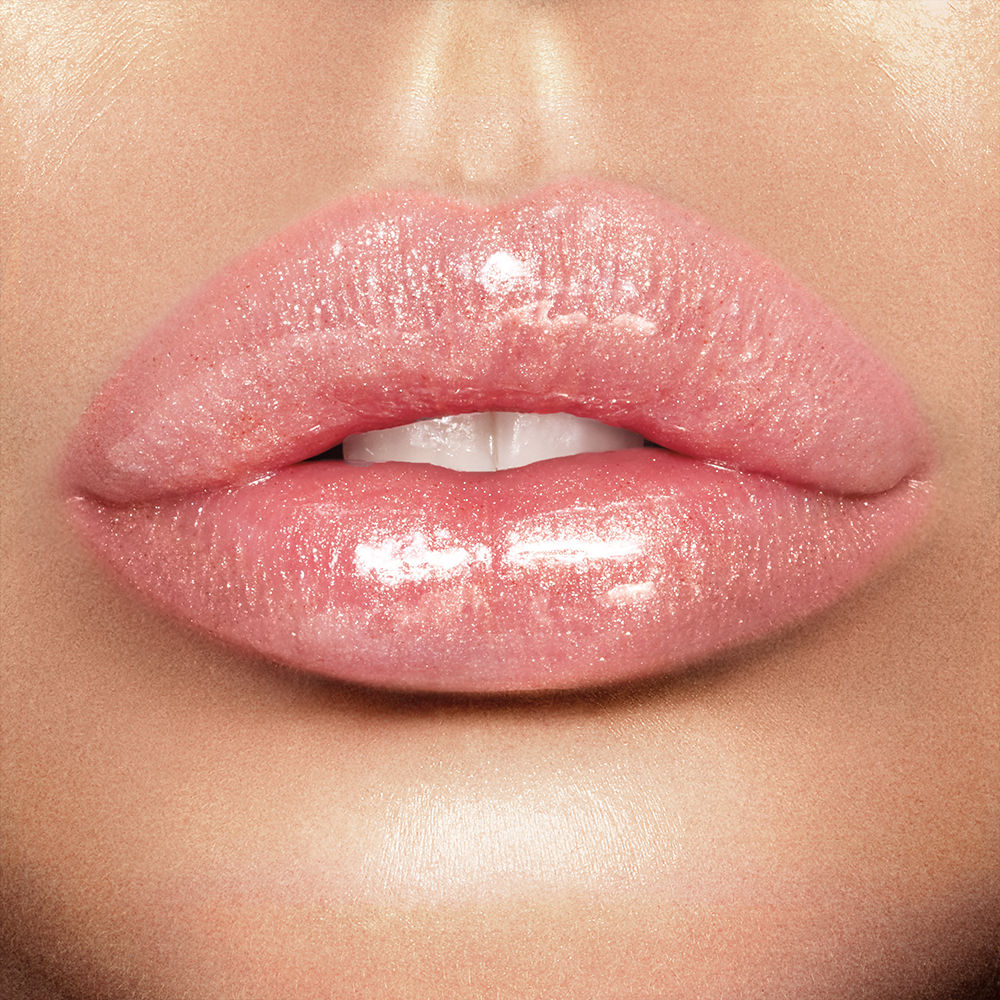 Model image of Charlotte Tilbury Blondie variant: Blondie