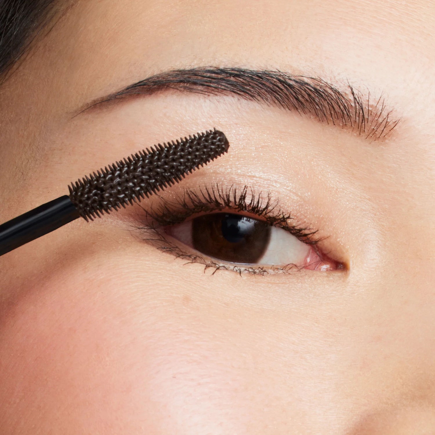 Model image of Jane Iredale Lash Fixation Length & Definition Tubing Mascara variant: Brown