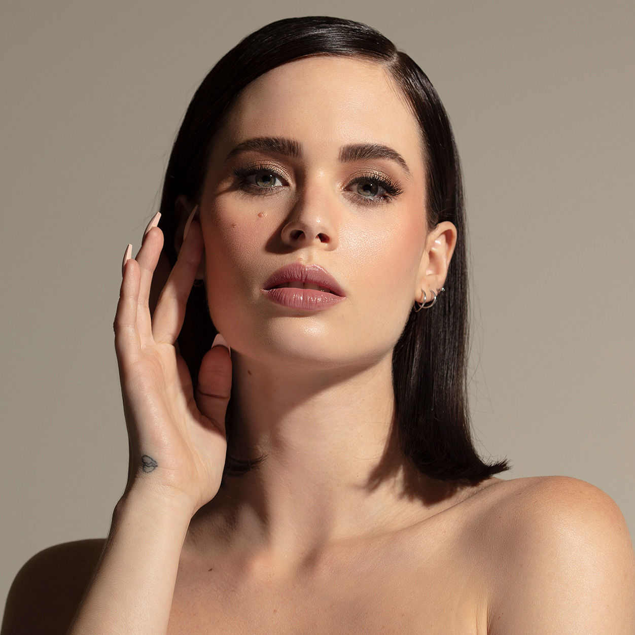 Model image of Valde Ritual Lipstick Refill variant: Curiosity