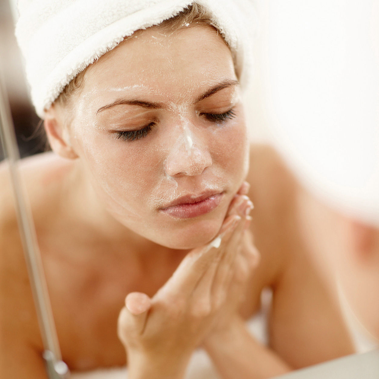 Model image of M-61 Perfect Microdermabrasion Facial Scrub variant: Default Title