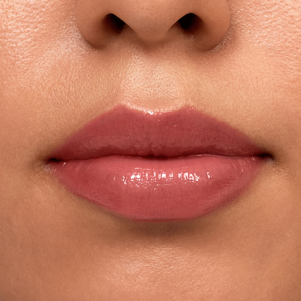 Model image of Neen Glisten Up Lip Gloss variant: Dream