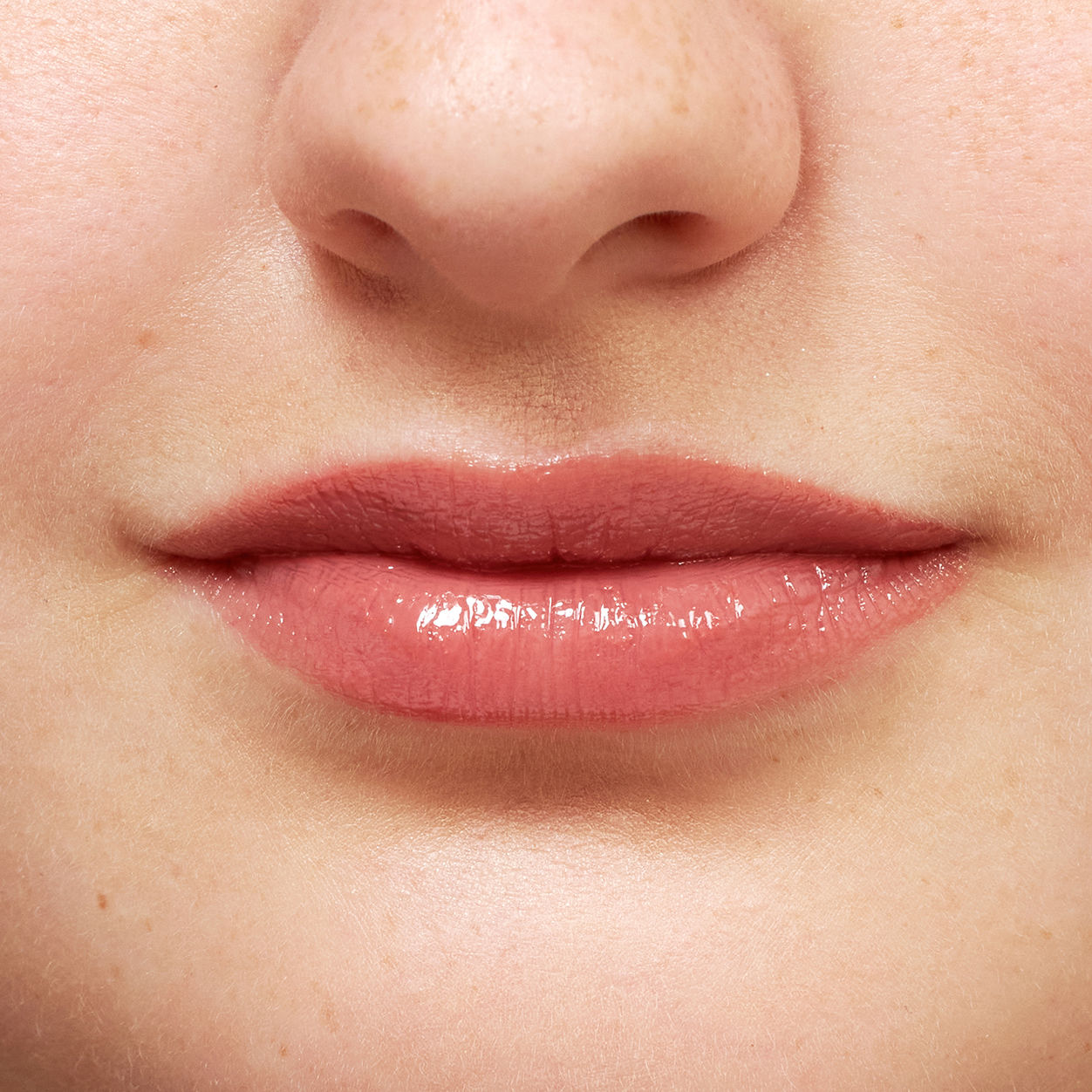 Model image of Neen Glisten Up Lip Gloss variant: Dream