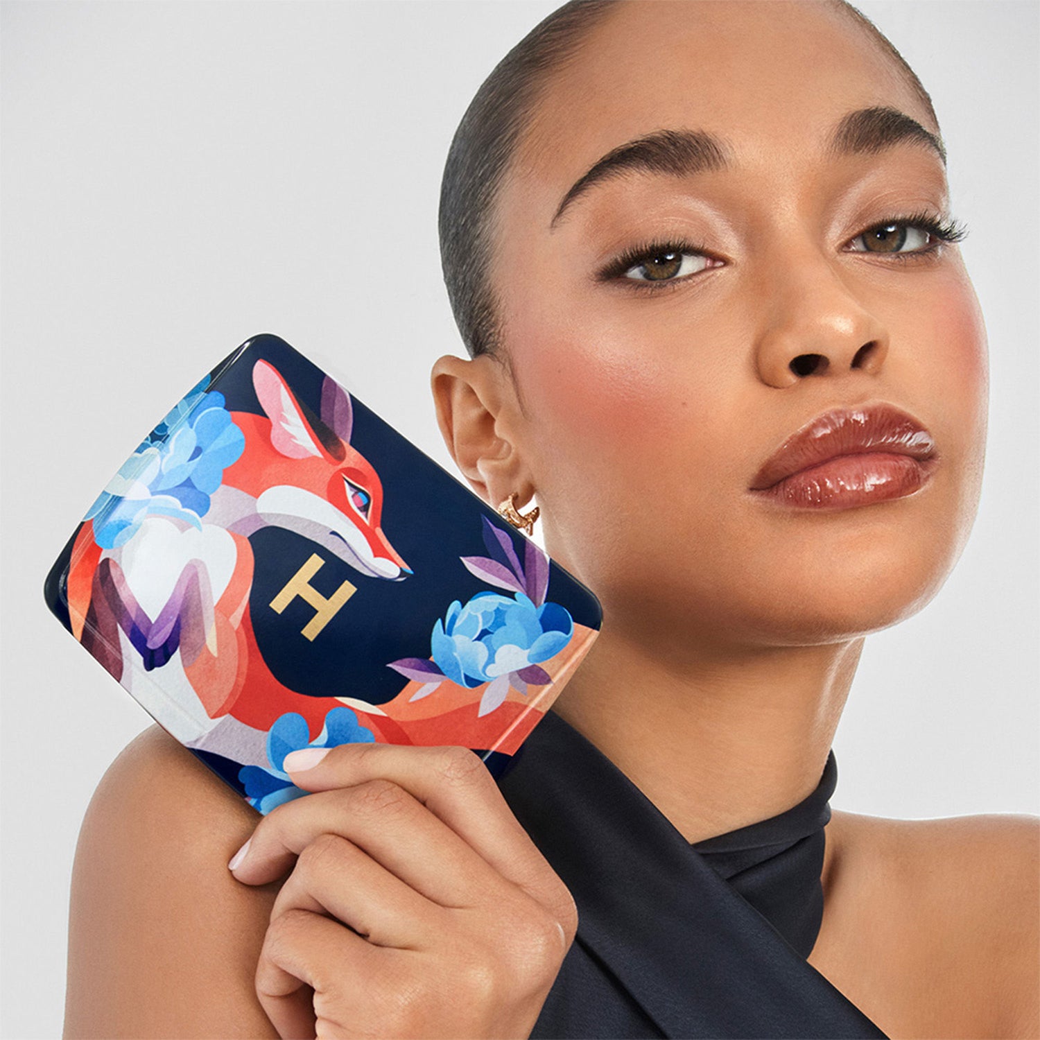 Image of a closed Hourglass Ambient Lighting Edit - Unlocked (Limited Edition) variant: Fox