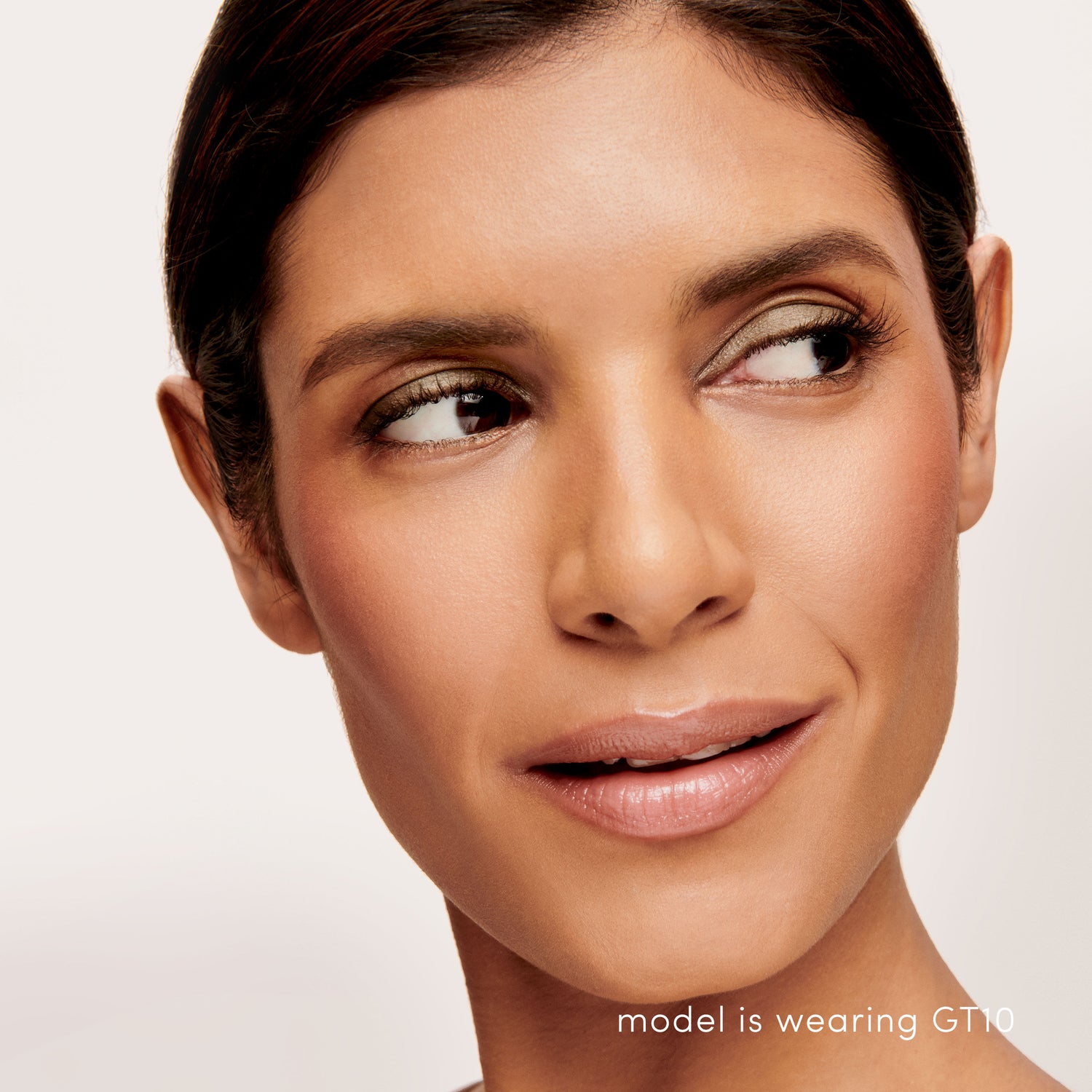 Model image of Jane Iredale Glow Time Pro BB Cream SPF 25 variant: GT10