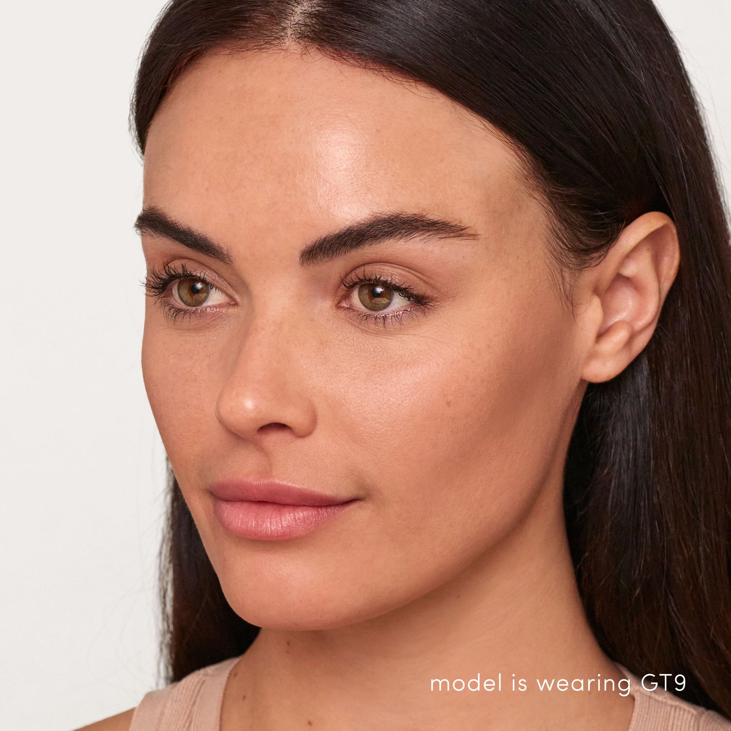 Model image of Jane Iredale Glow Time Pro BB Cream SPF 25 variant: GT9