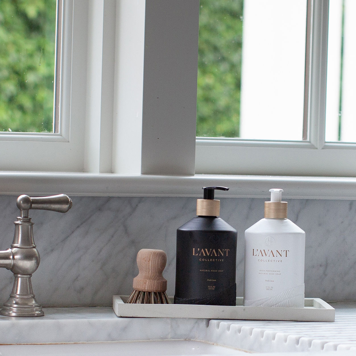 Lifestyle image of L’Avant Collective Fresh Linen Hand Soap variant: Glass Bottle (16 oz.)
