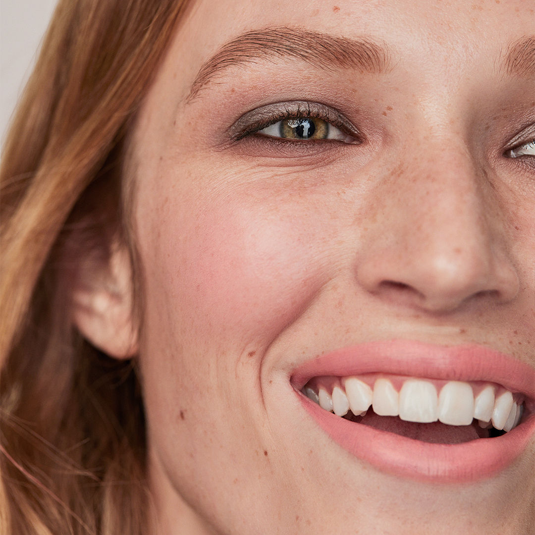 Model image of Kjaer Weis Matte, Naturally Liquid Lipstick variant: Honor
