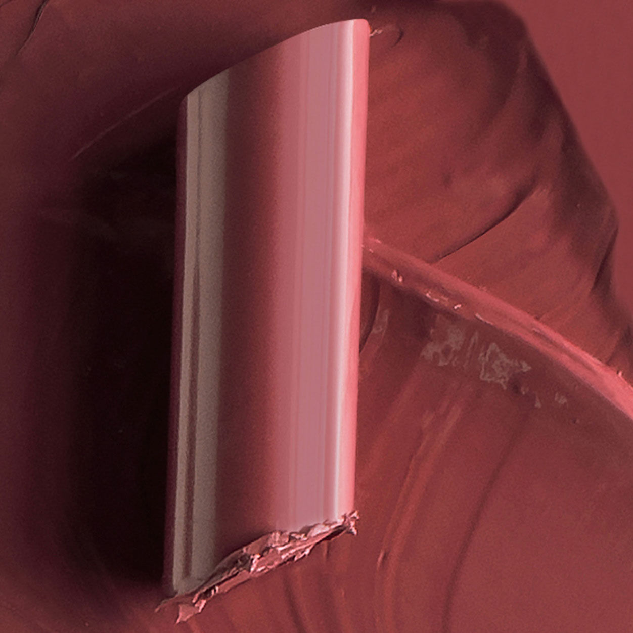 Lifestyle image of Hourglass Confession Ultra Slim High Intensity Refillable Lipstick variant: IF ONLY