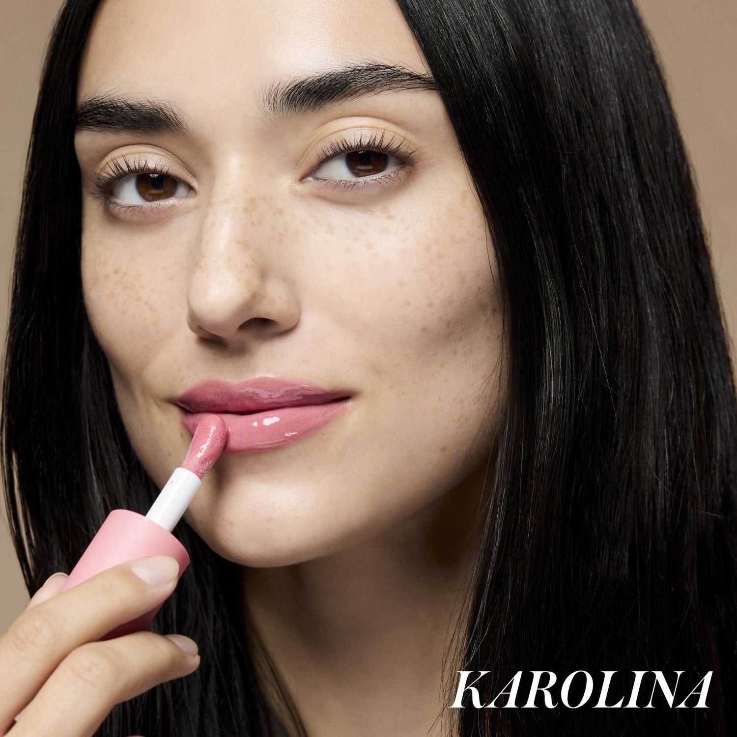 Model image of RMS Beauty Legendary Lip Oil variant: Karolina