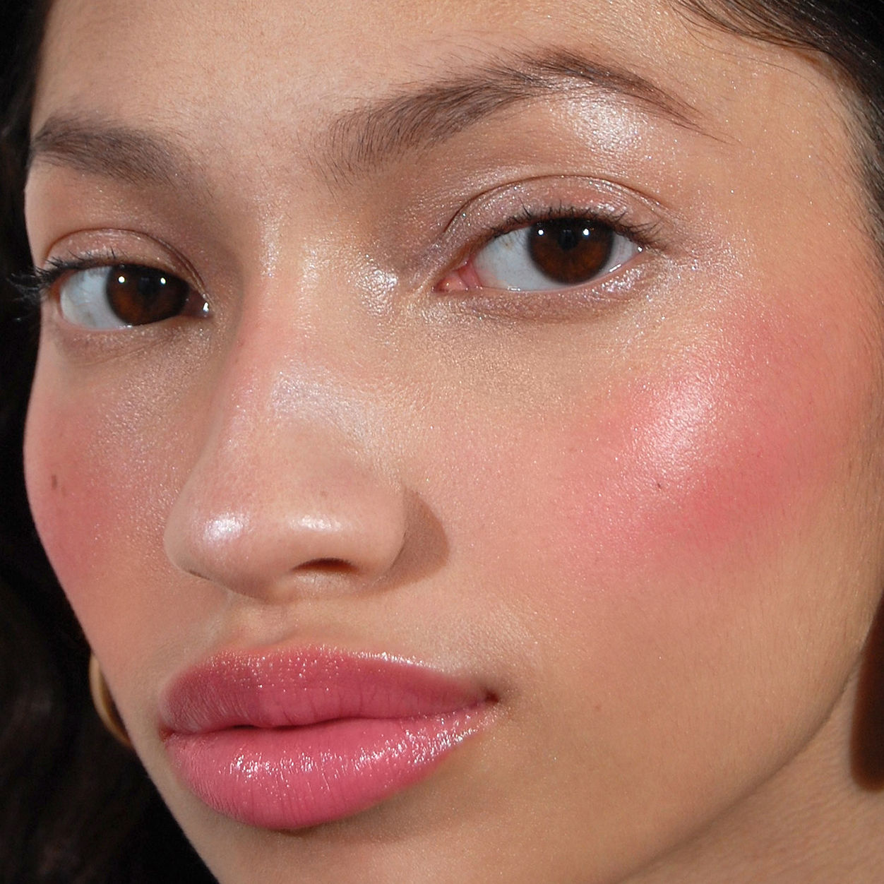 Model image of Neen Going Rouge Cream Cheek and Lip variant: Lily