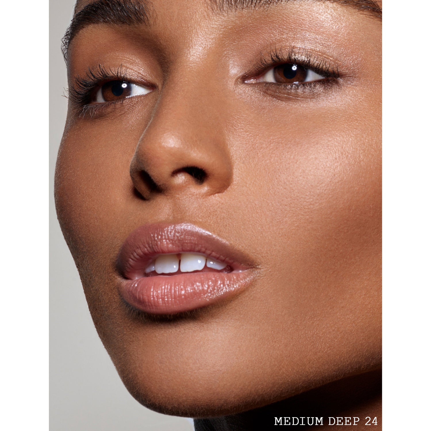 Model image of Pat McGrath Labs Skin Fetish Sublime Perfection Foundation variant: MD24