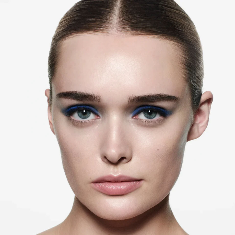Model image of Victoria Beckham Beauty Eye Wardrobe variant: Navy Noir