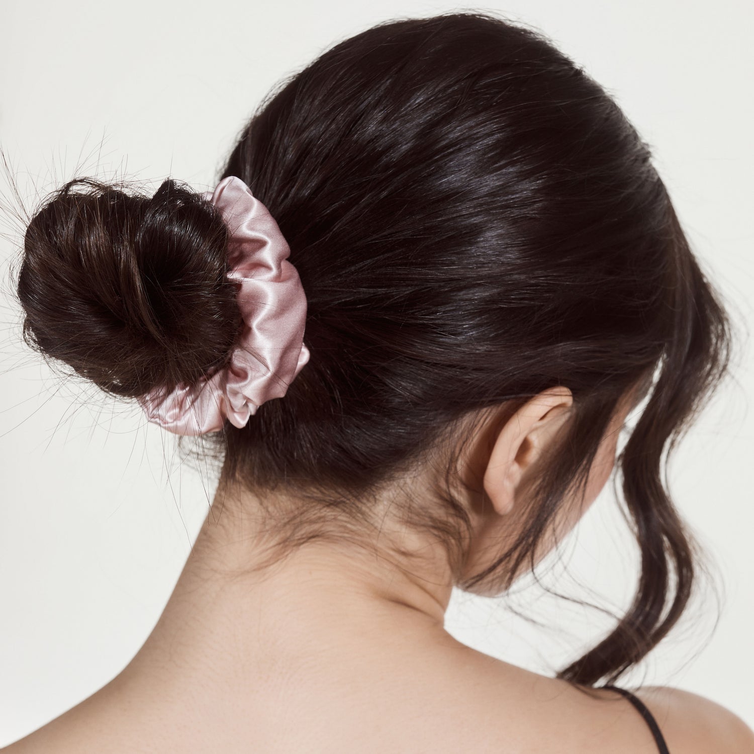 Model image of Slip Large Scrunchies variant: Original Mix