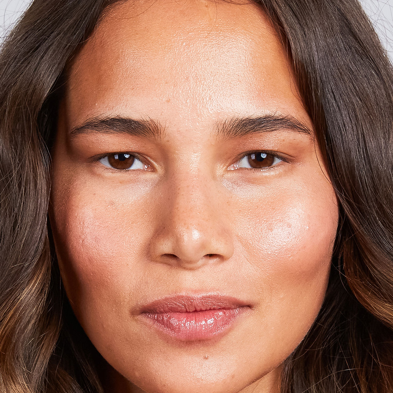 Model image of Ogee Sculpted Face Stick variant: Pearl