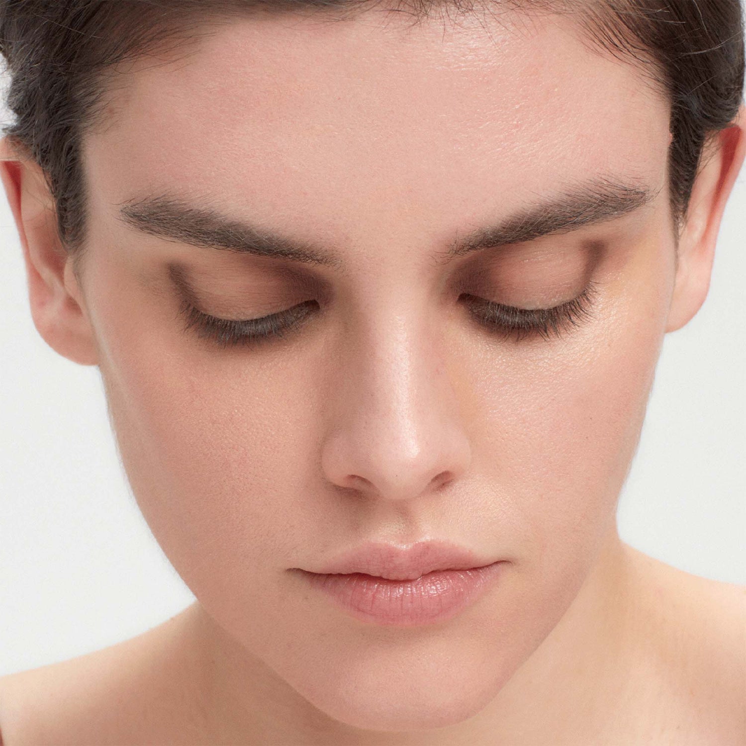 Model image of Victoria Beckham Beauty EyeWear variant: Pecan