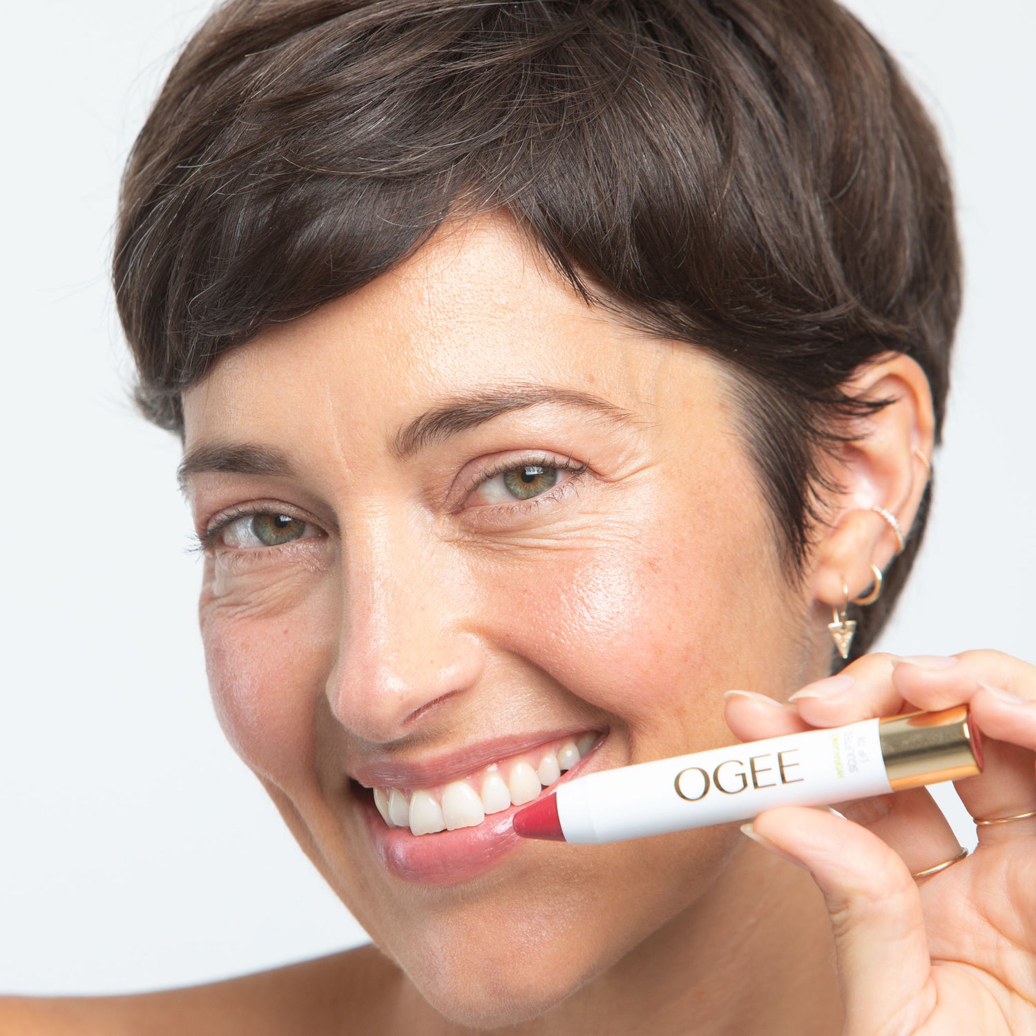 Model image of Ogee Tinted Sculpted Lip Oil variant: Petunia