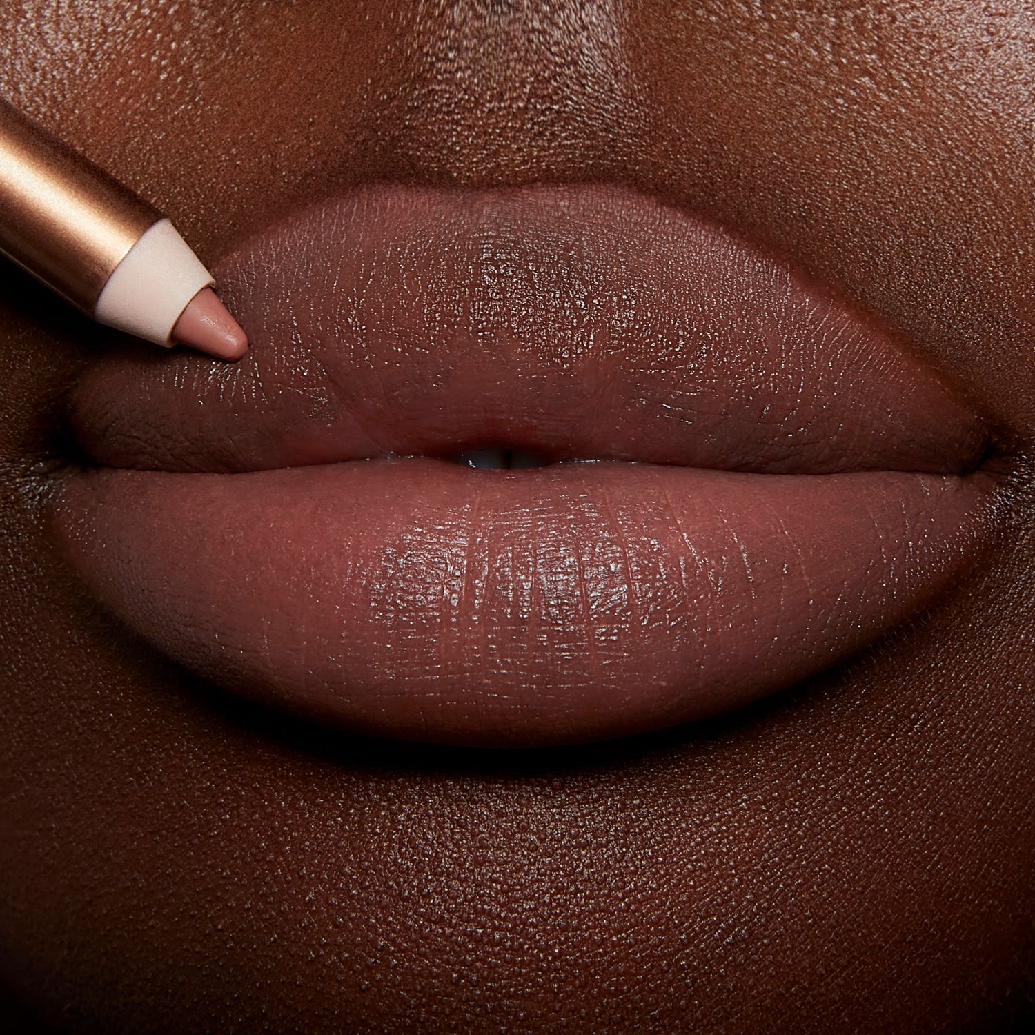 Model image of Charlotte Tilbury Lip Cheat variant: Pillow Talk