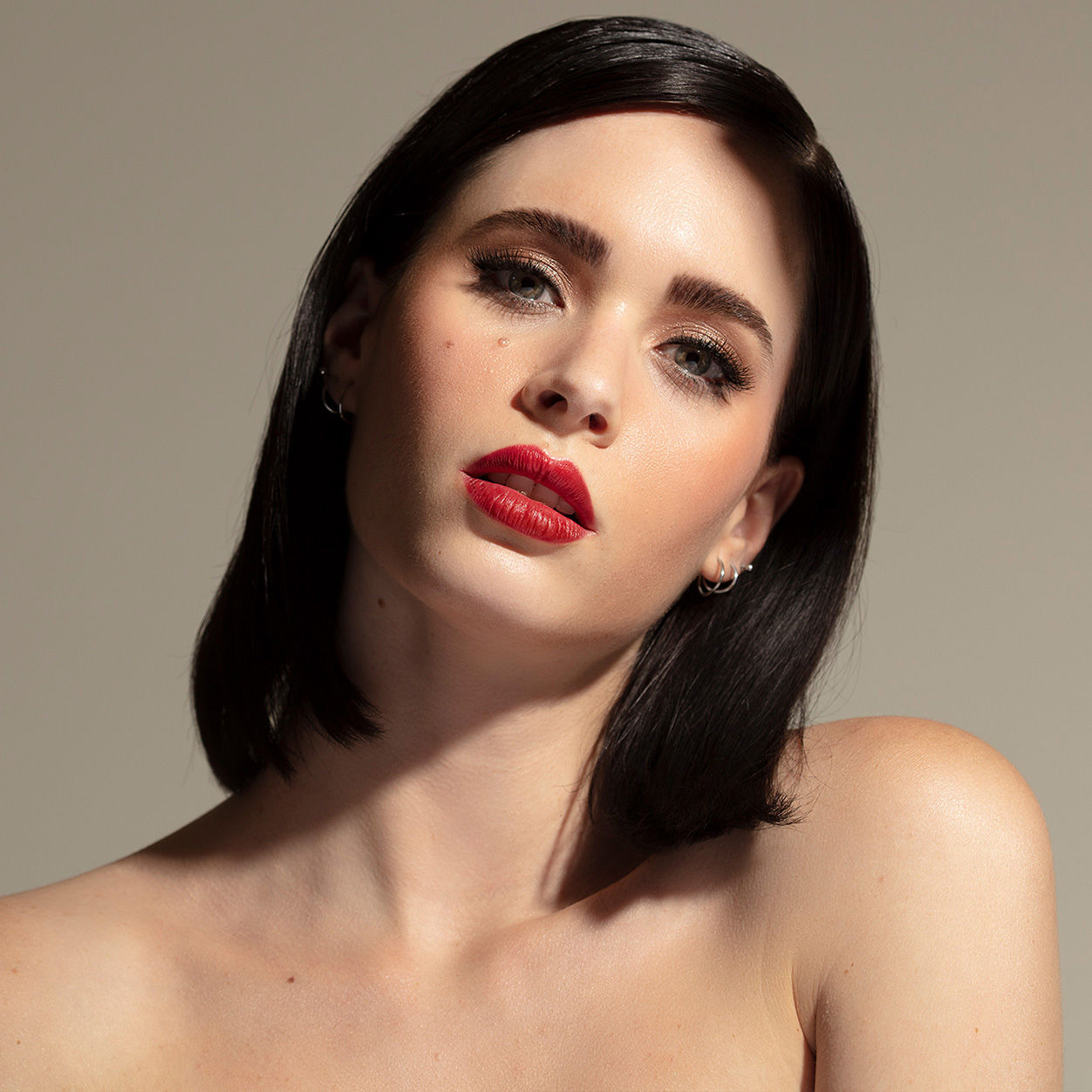 Model image of Valde Reflective Mind variant: Power