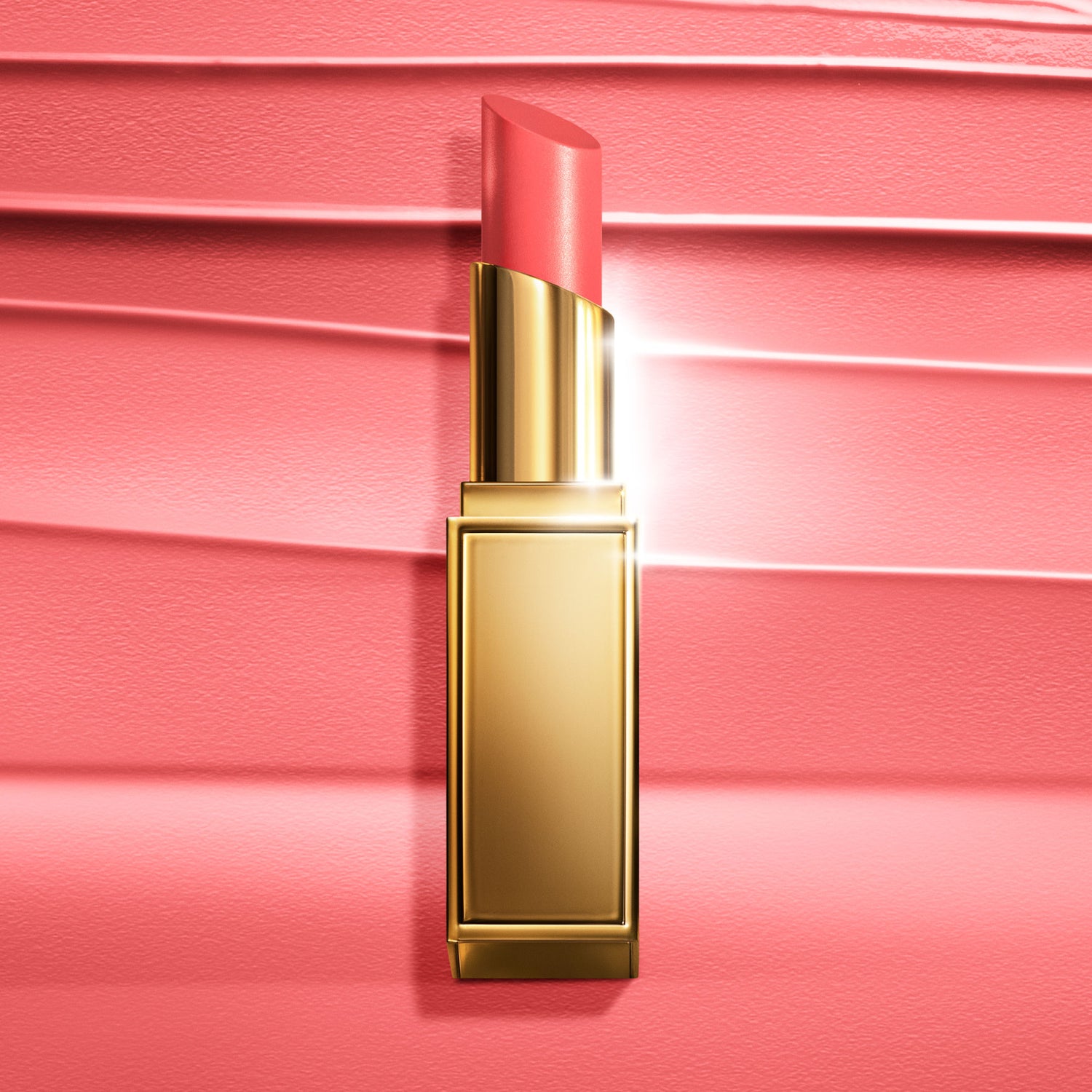 Lifestyle image of Tom Ford Soleil Lip Balm variant: Rendezvous
