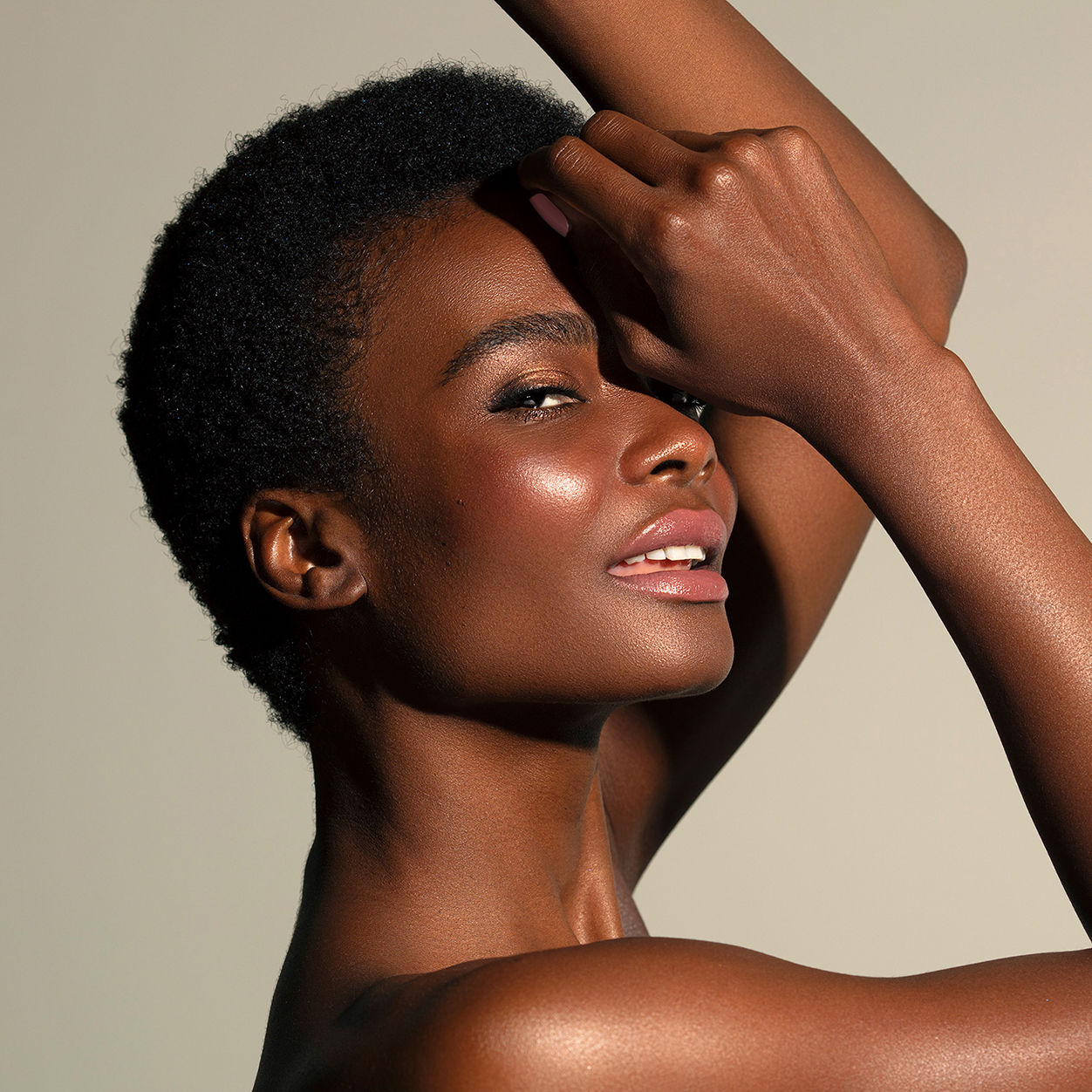 Model image of Valde Gold Storybook variant: Resilience