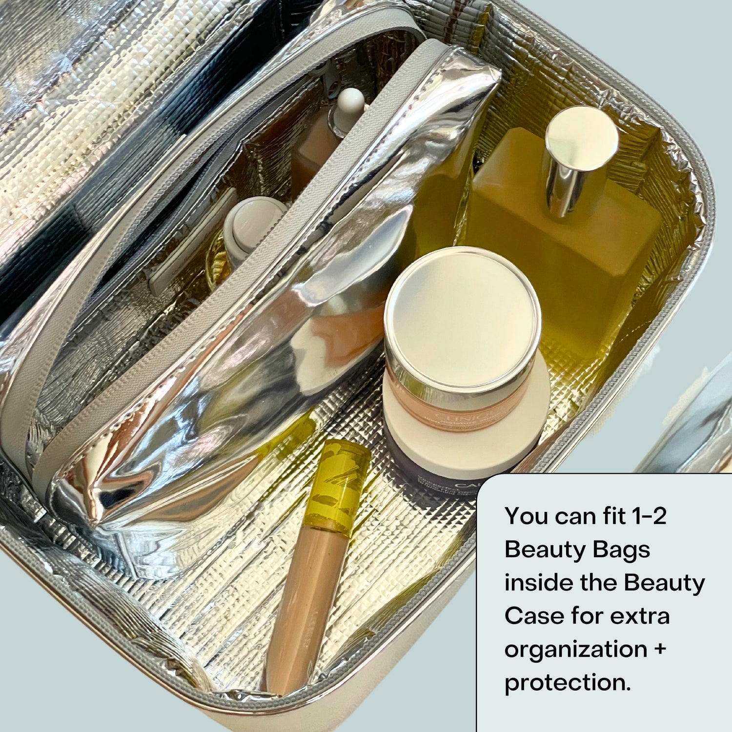 Lifestyle image of Wellinsulated Performance Beauty Case variant: Silver