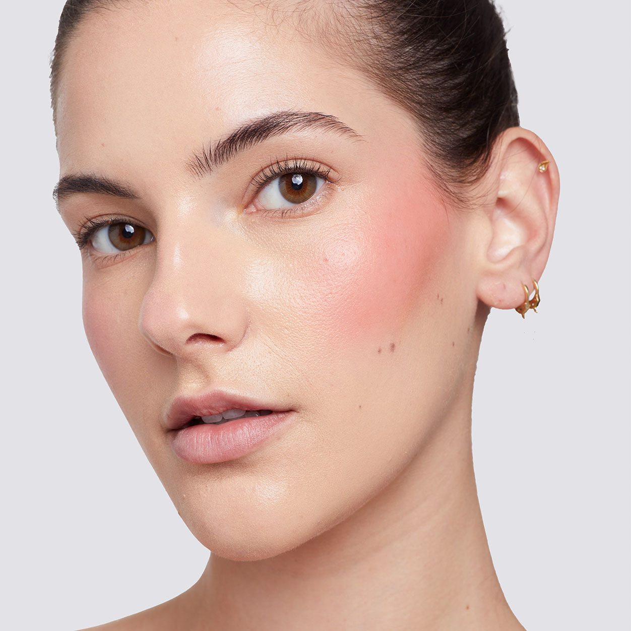 Model image of Trish McEvoy Gorgeous Cream Blush variant: So Glamorous
