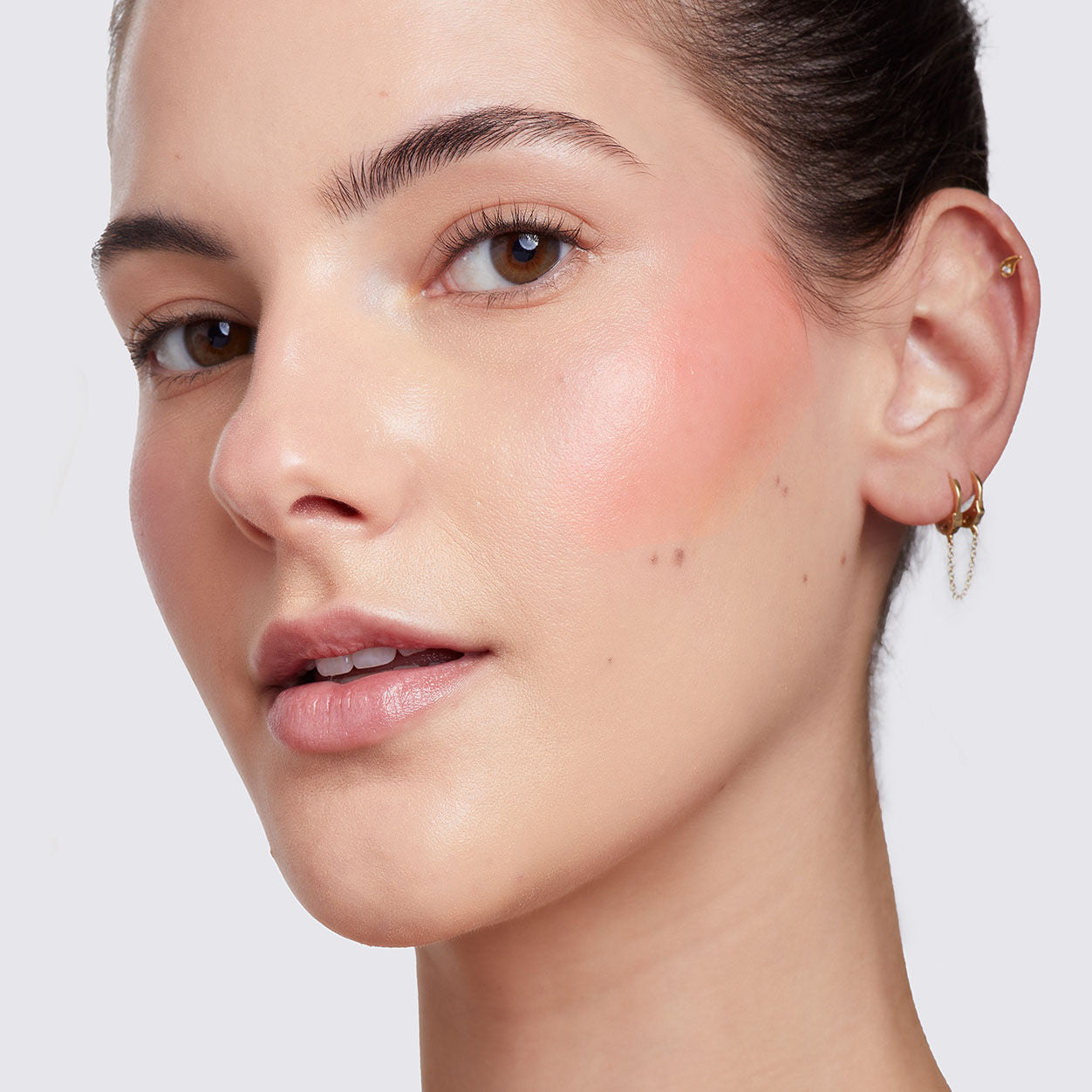 Model image of Trish McEvoy Gorgeous Cream Blush variant: So Pretty
