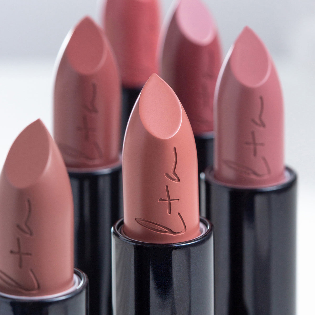 Lune+Aster PowerLips Lipstick . This product is in the color nude