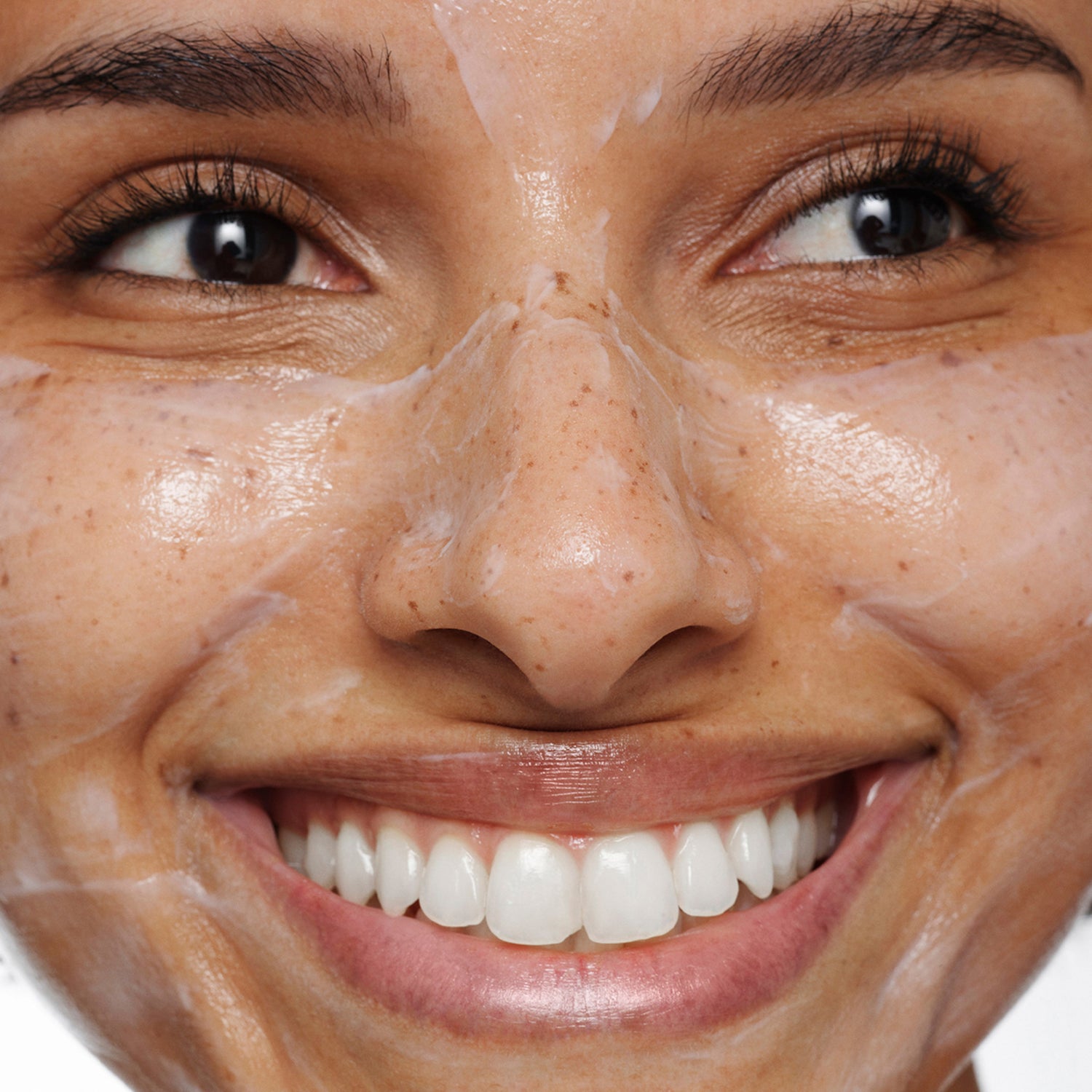 111SKIN Molecular Hydration Mask model image .