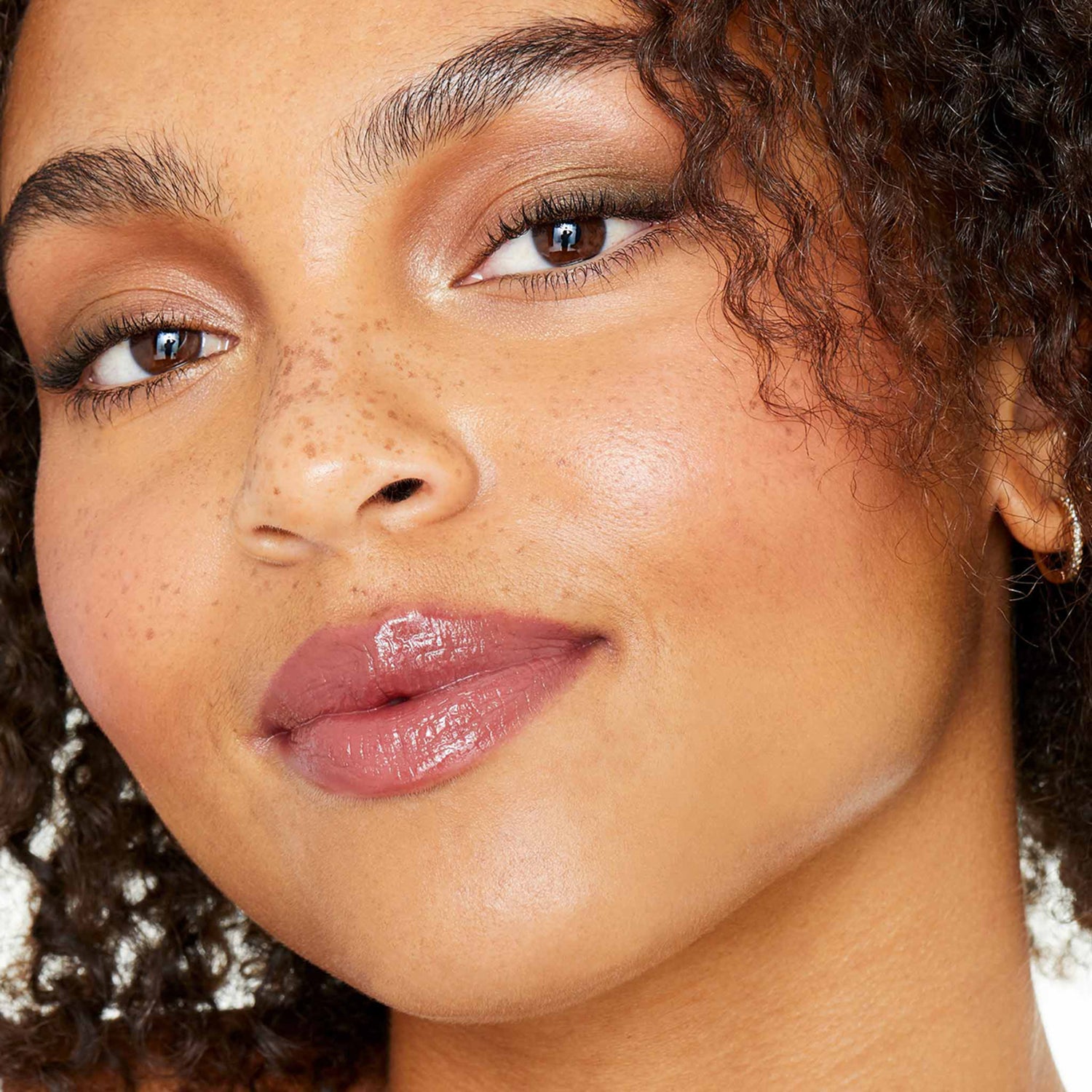 Lilah B. Lovingly Lip Tint+Treat Trio model image 2 .