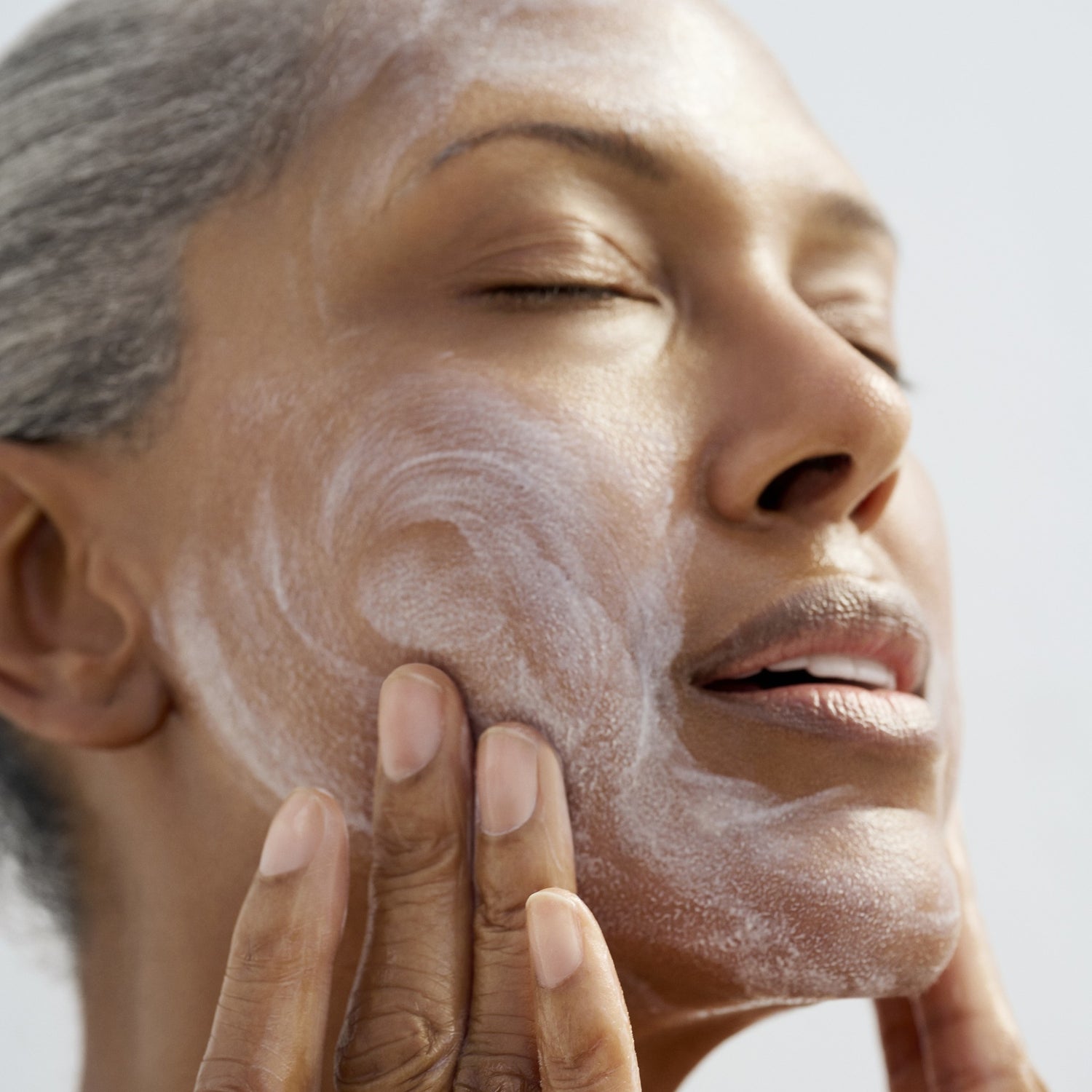 Furtuna Skin Cleansing Oil Balm model image .