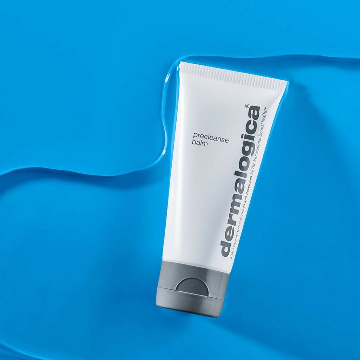 Dermalogica precleanse balm Size variant: FULL lifestyle image 2 .