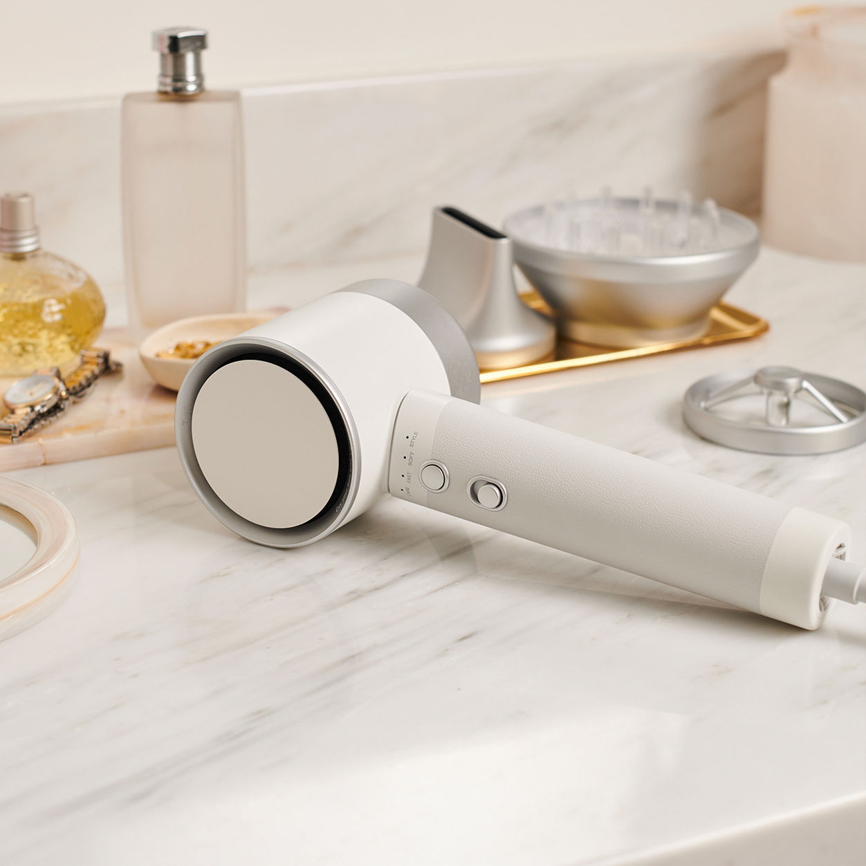 Zuvi Halo Hair Dryer