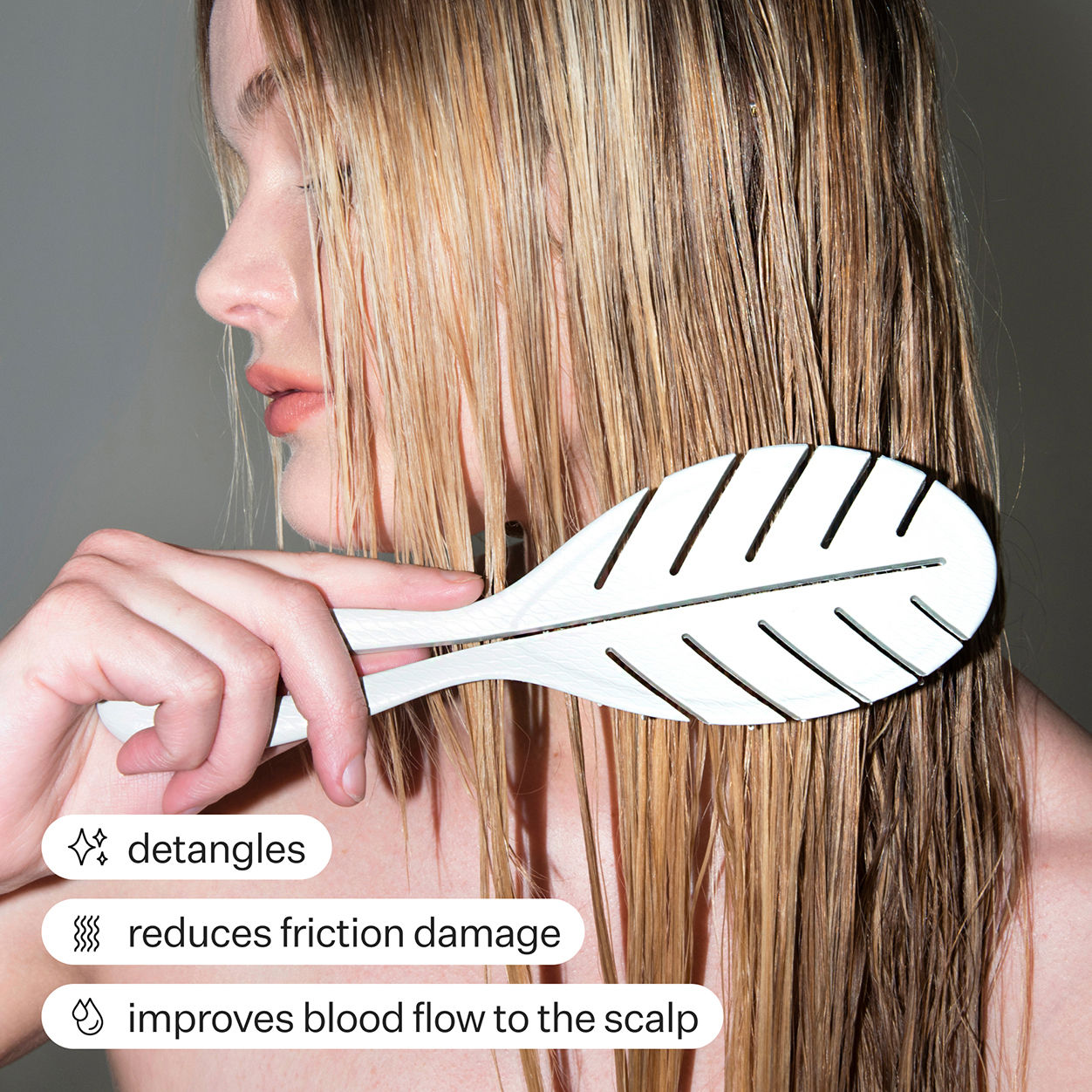 Act+Acre Detangling Hair Brush