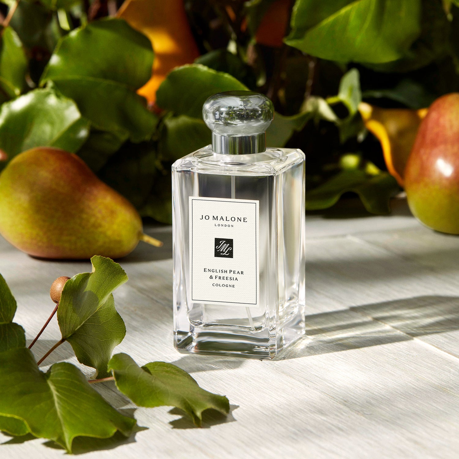 Jo Malone London English Pear and Freesia Cologne .