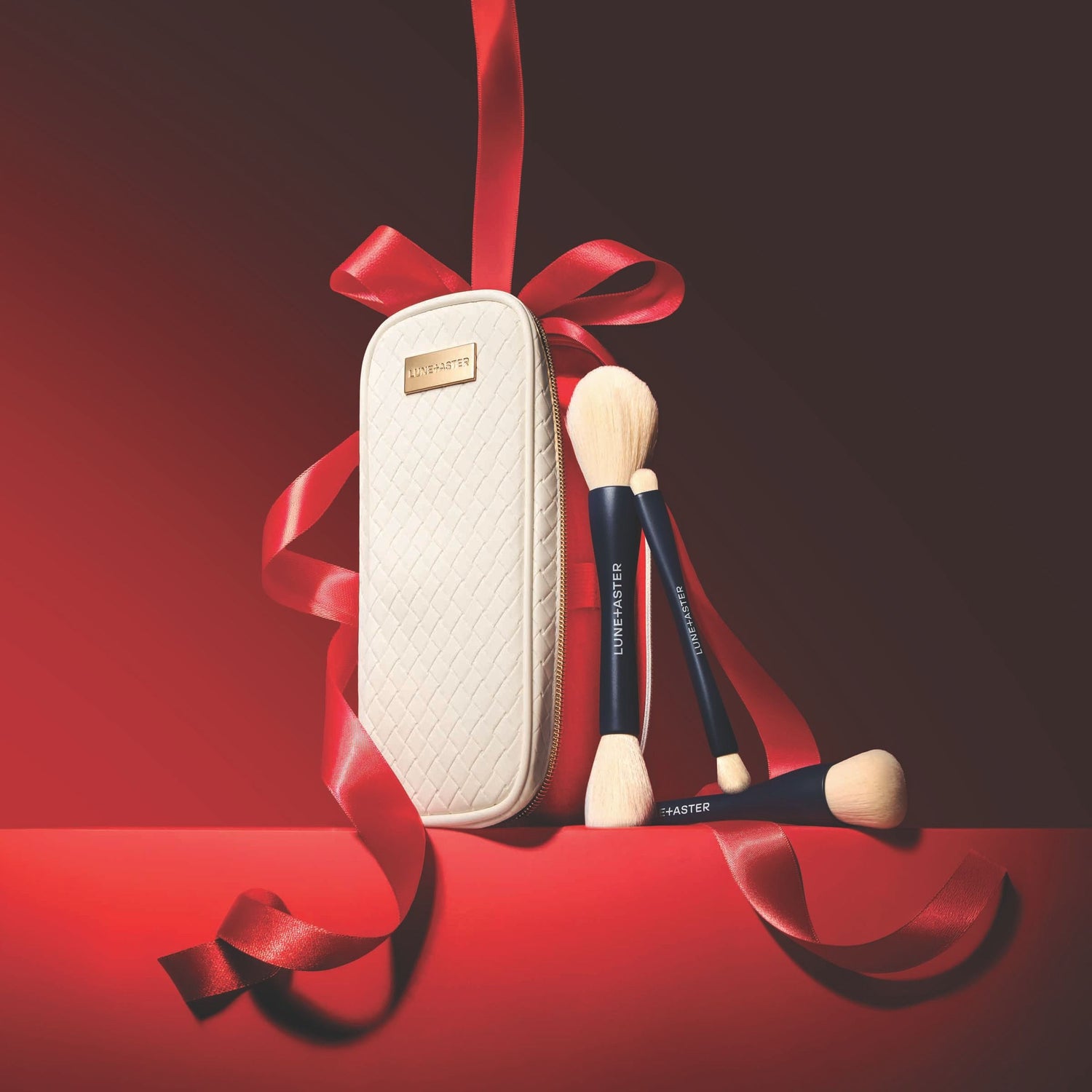 Lifestyle image of Lune+Aster The Brush Set (Limited Edition)