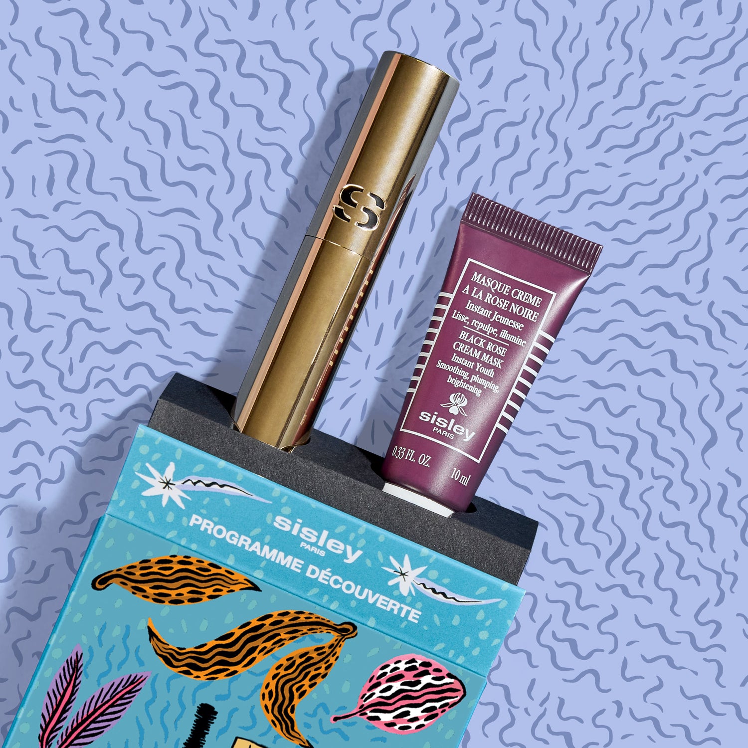 Lifestyle image of Sisley Paris Phyto-Noir Mascara Discovery Set Marie-Victoire de Bascher (Limited Edition)