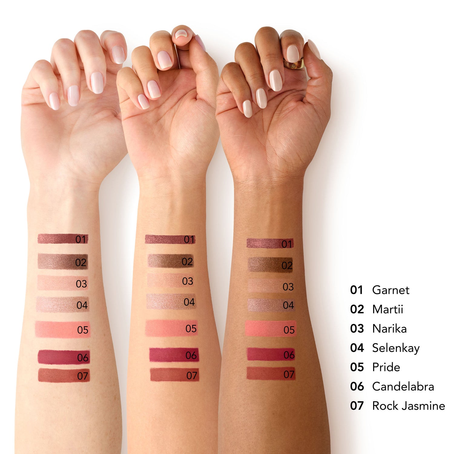 Model image of Chantecaille Luminescent Eye Shade - Lion Collection