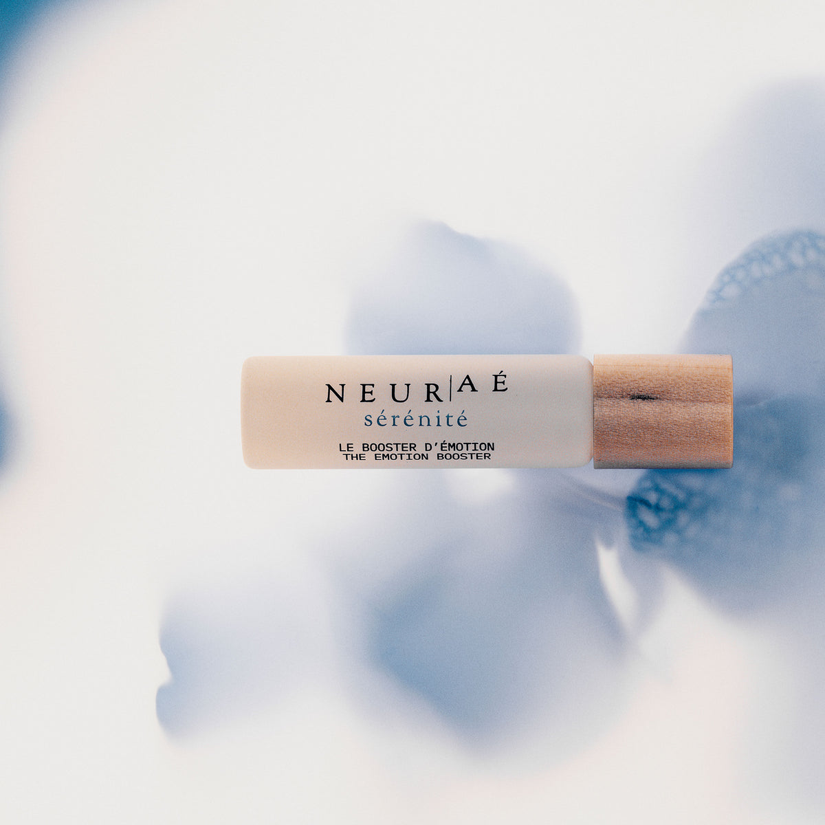 Lifestyle image of Neuraé sérénité The Emotion Booster