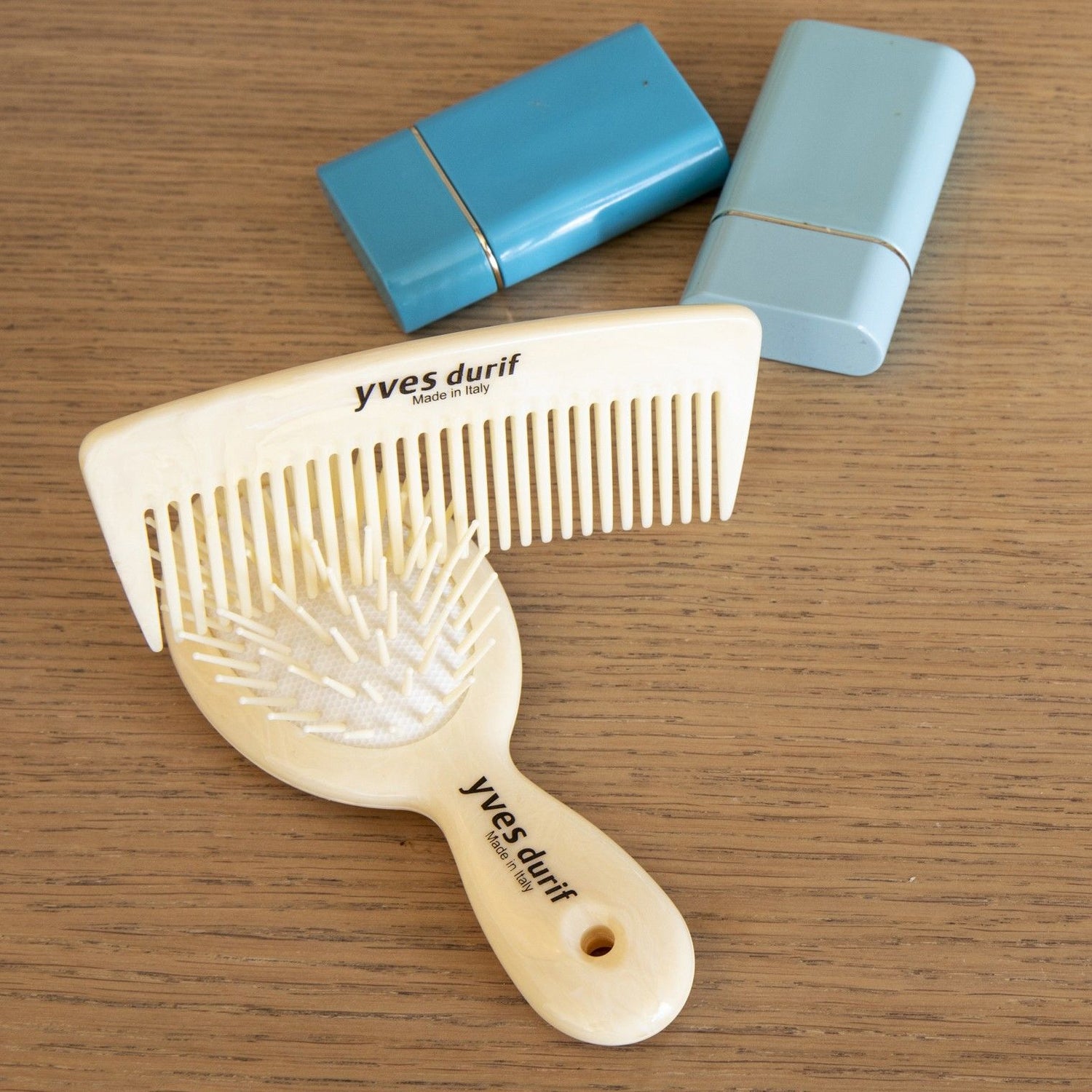 Lifestyle image of Yves Durif The Yves Durif Mini Set (Limited Edition)