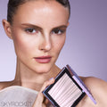 Model image of Nars Aura Illuminating Face and Body Powder (Limited Edition)