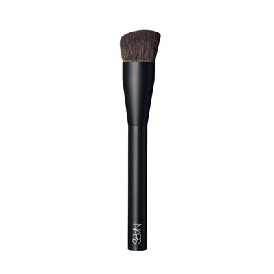 #17 Cream Cheek Brush