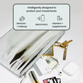 Lifestyle image of Wellinsulated Performance Pouch