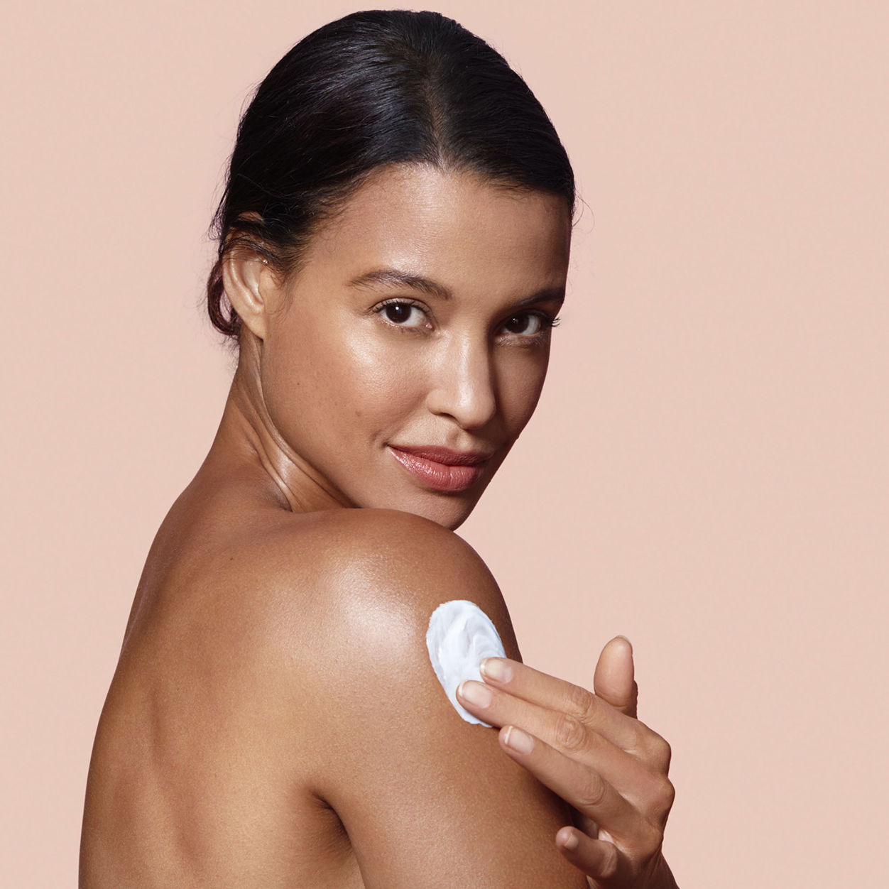 Model image of Avène Moisturizing Melt-in Balm