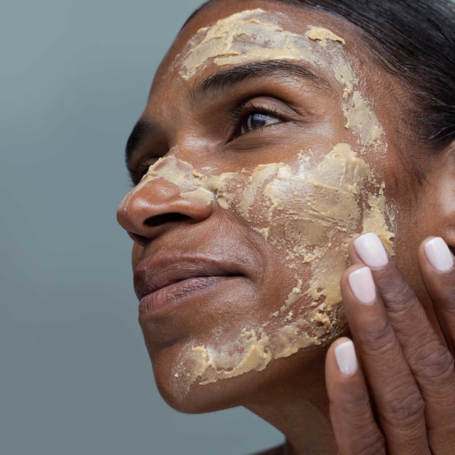 Obagi Professional-C Microdermabrasion Polish and Mask model image .