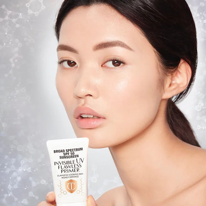 Model image of Charlotte Tilbury Invisible UV Flawless Poreless Primer SPF 50