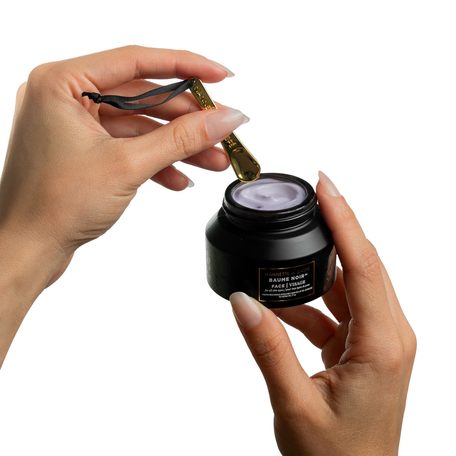 Lifestyle image of Nannette de Gaspé Baume Noir Face