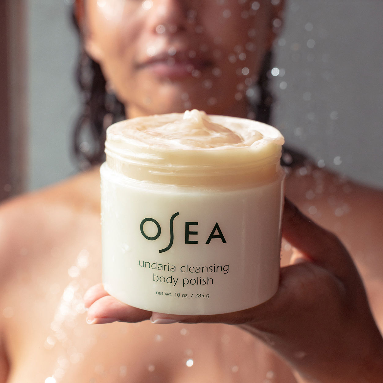 Model image of OSEA Undaria Cleansing Body Polish